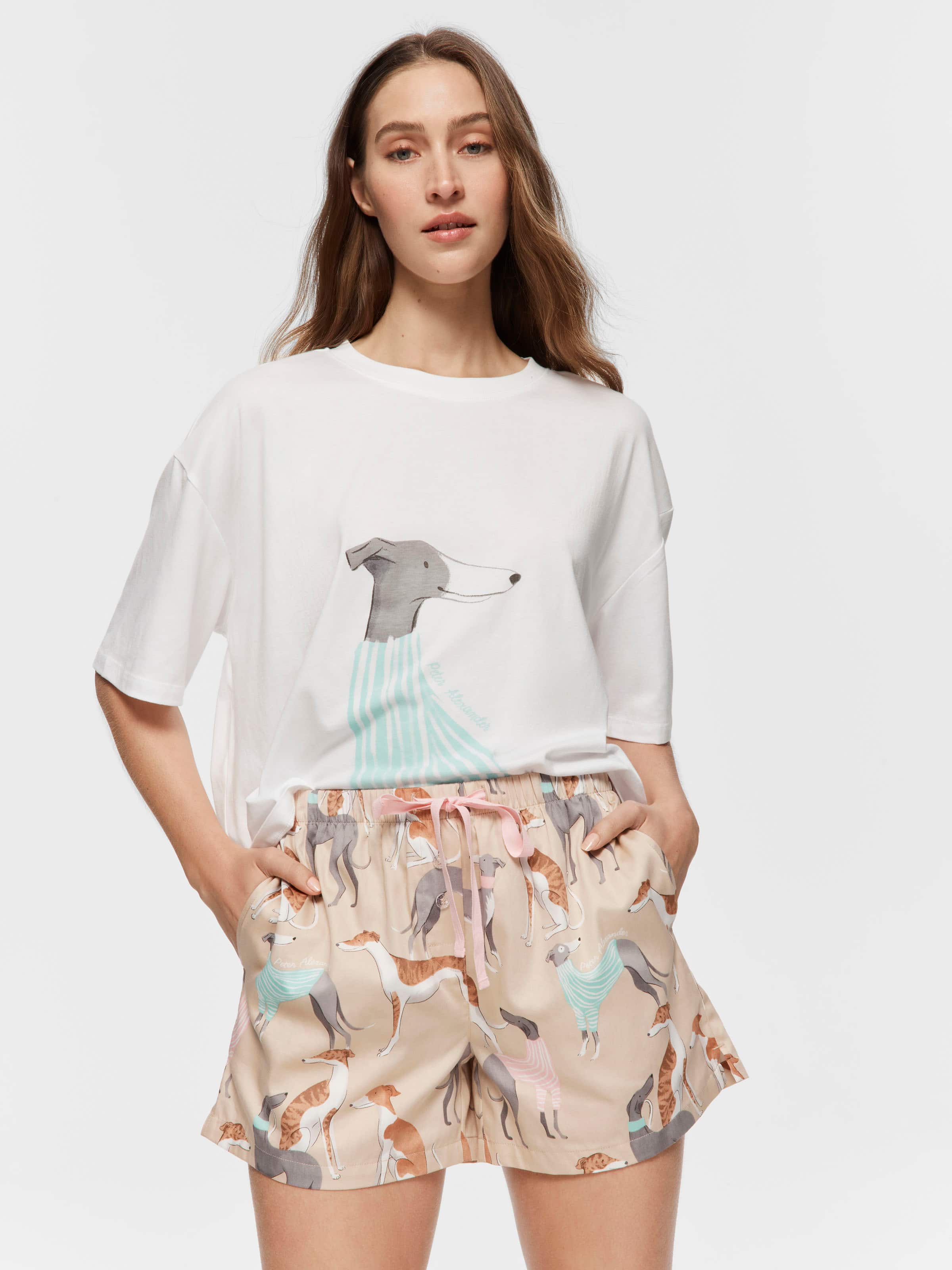 Greyhound Mid Short