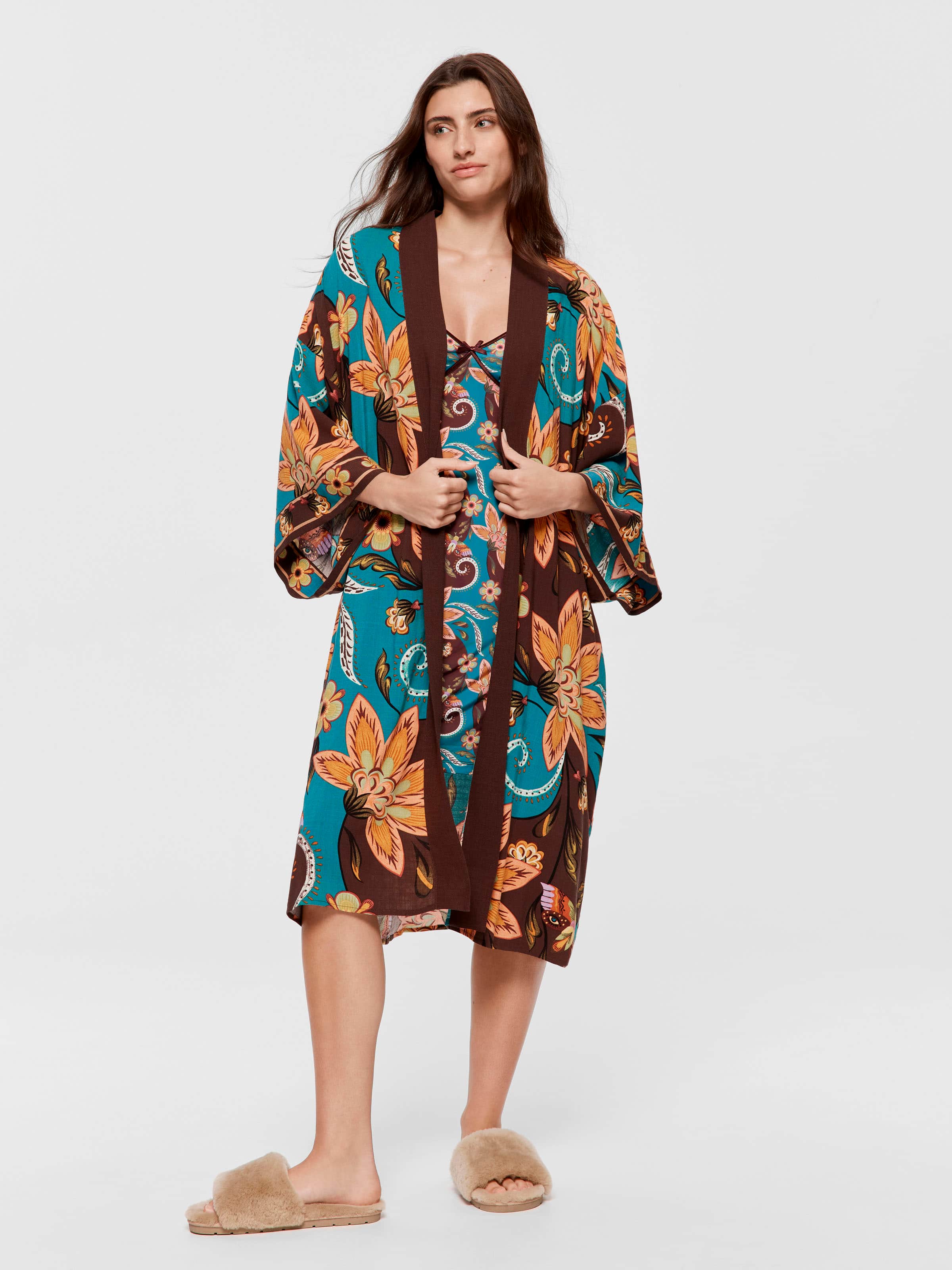 Wallpaper Kimono Gown