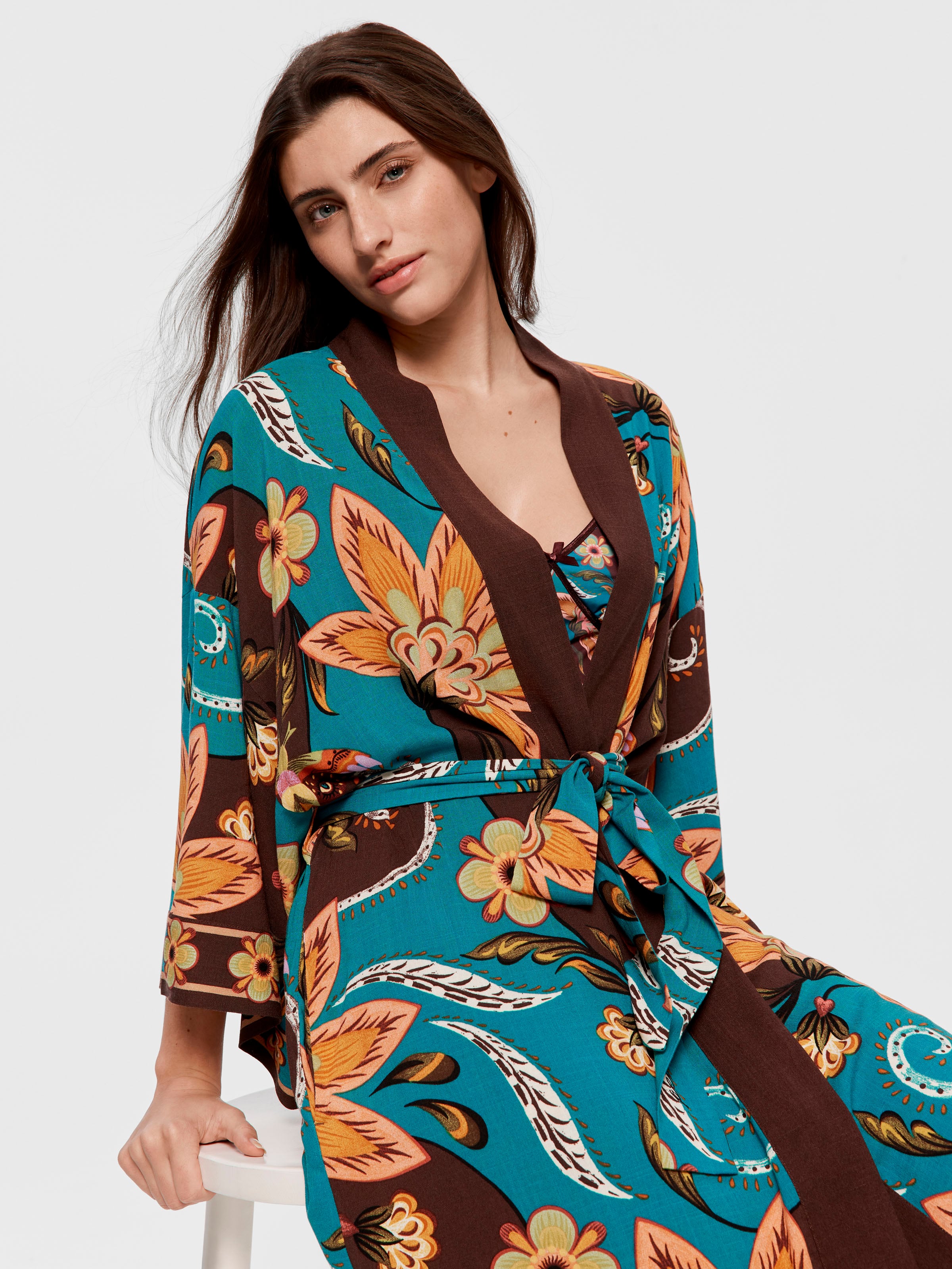 Wallpaper Kimono Gown