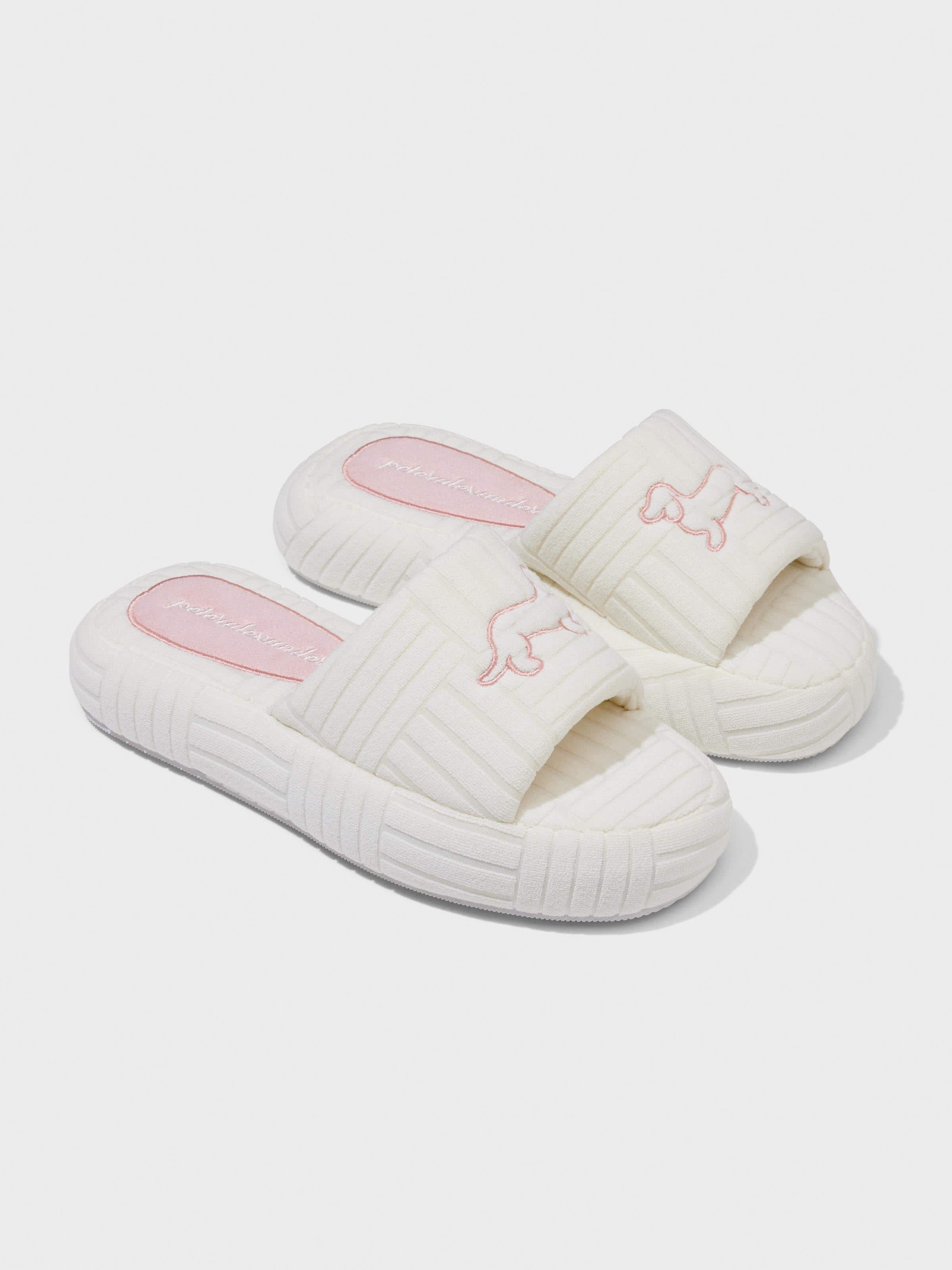 Fenty house online slippers