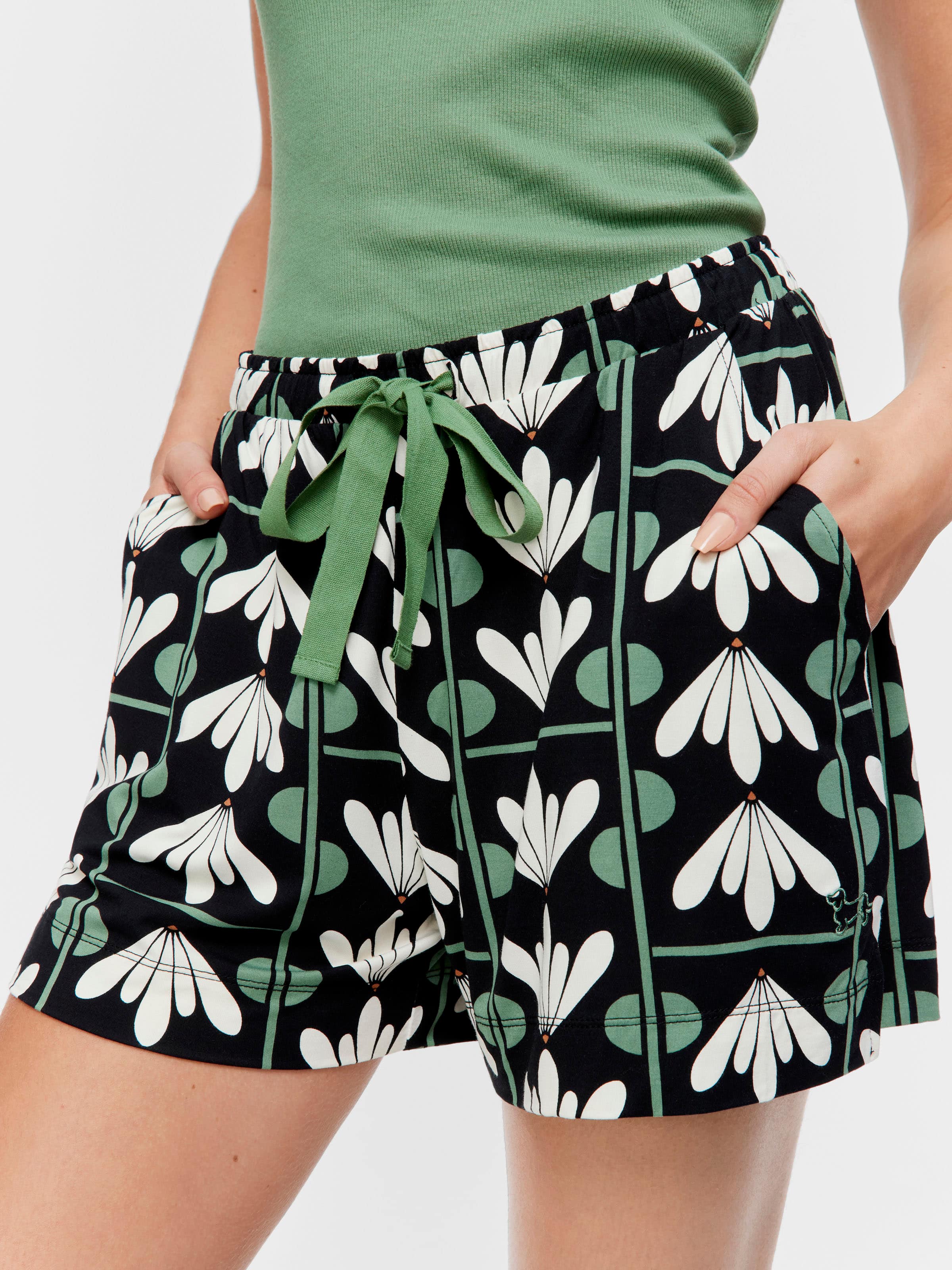 Lotus Bamboo Blend Mid Short